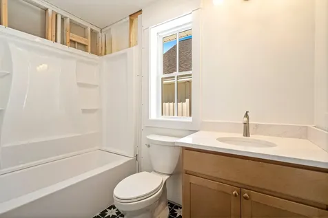 25 Magnolia Lane Gardiner ME 04345