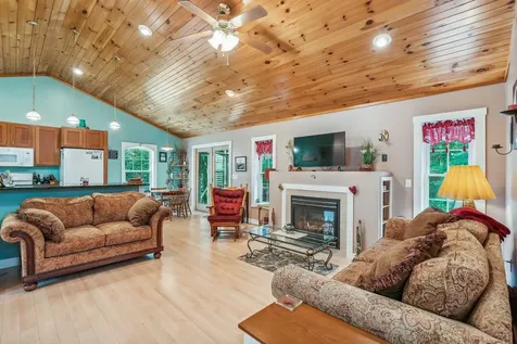 14 Wards Hill Road Baldwin ME 04091