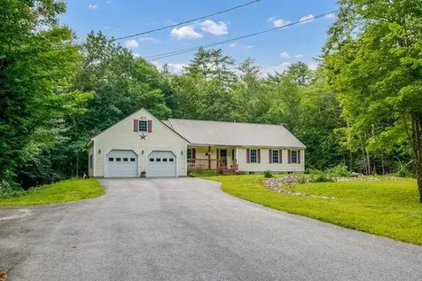 14 Wards Hill Road Baldwin ME 04091