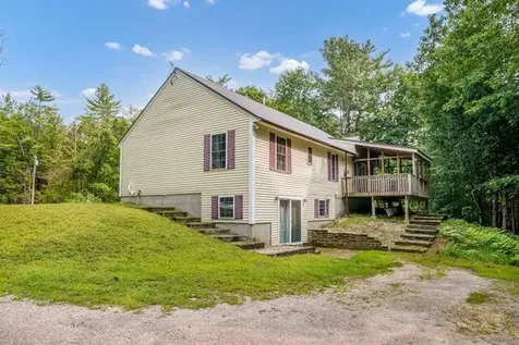 14 Wards Hill Road Baldwin ME 04091