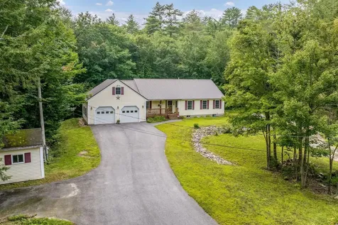 14 Wards Hill Road Baldwin ME 04091