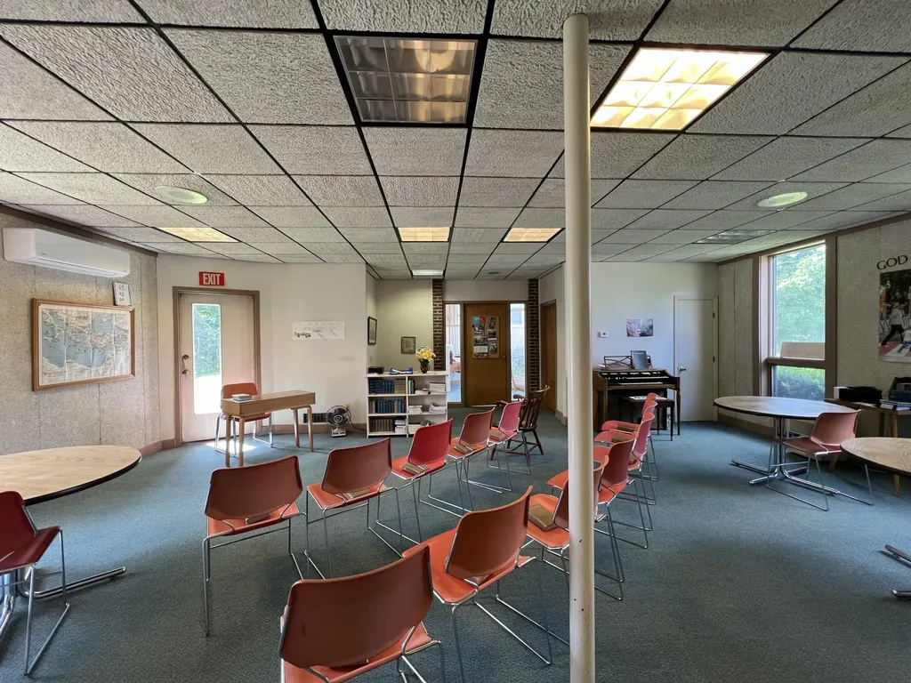 2 Howard Street Augusta ME 04330