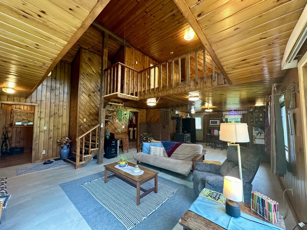 21 Pine Drive Sidney ME 04330