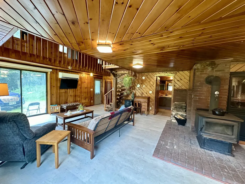 21 Pine Drive Sidney ME 04330