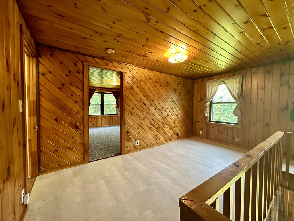 21 Pine Drive Sidney ME 04330