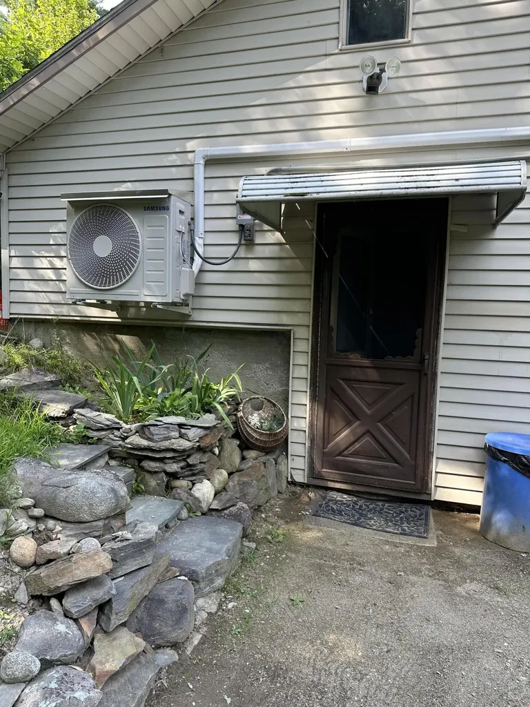 21 Pine Drive Sidney ME 04330