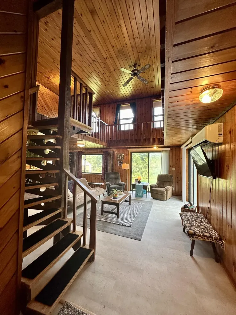 21 Pine Drive Sidney ME 04330