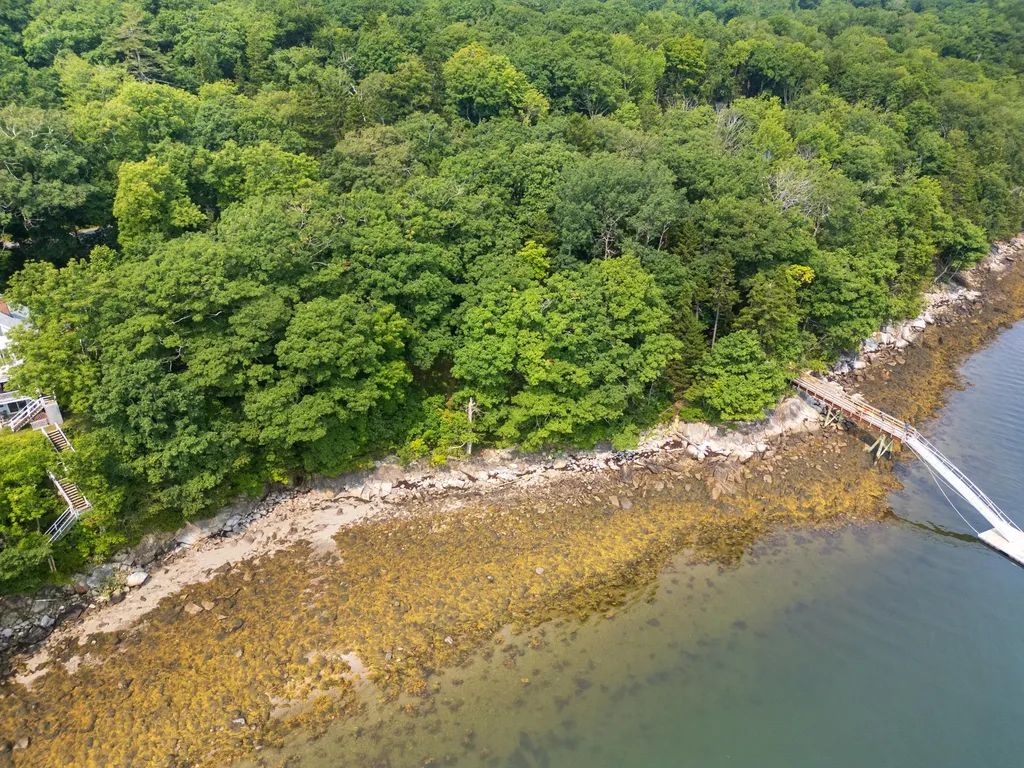298 Shore Road Northport ME 04849