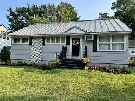 10 Mathews Avenue Waterville ME 04901