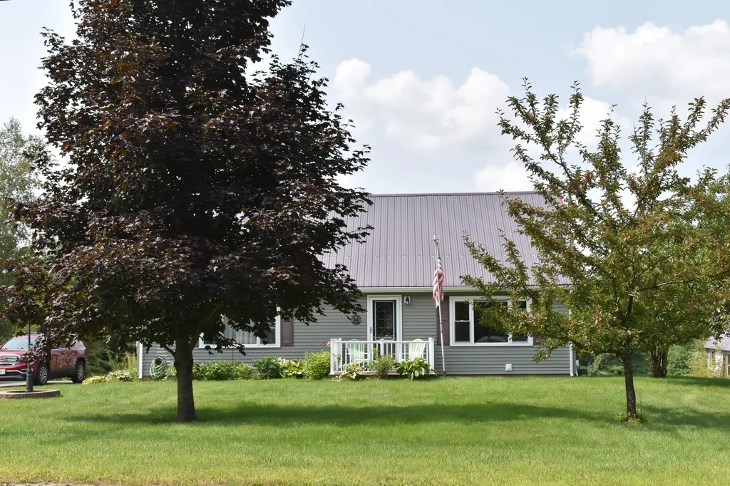 389 Enfield Road Lincoln ME 04457