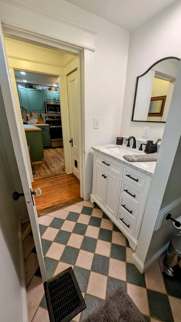 15 Highland Lane Bangor ME 04401