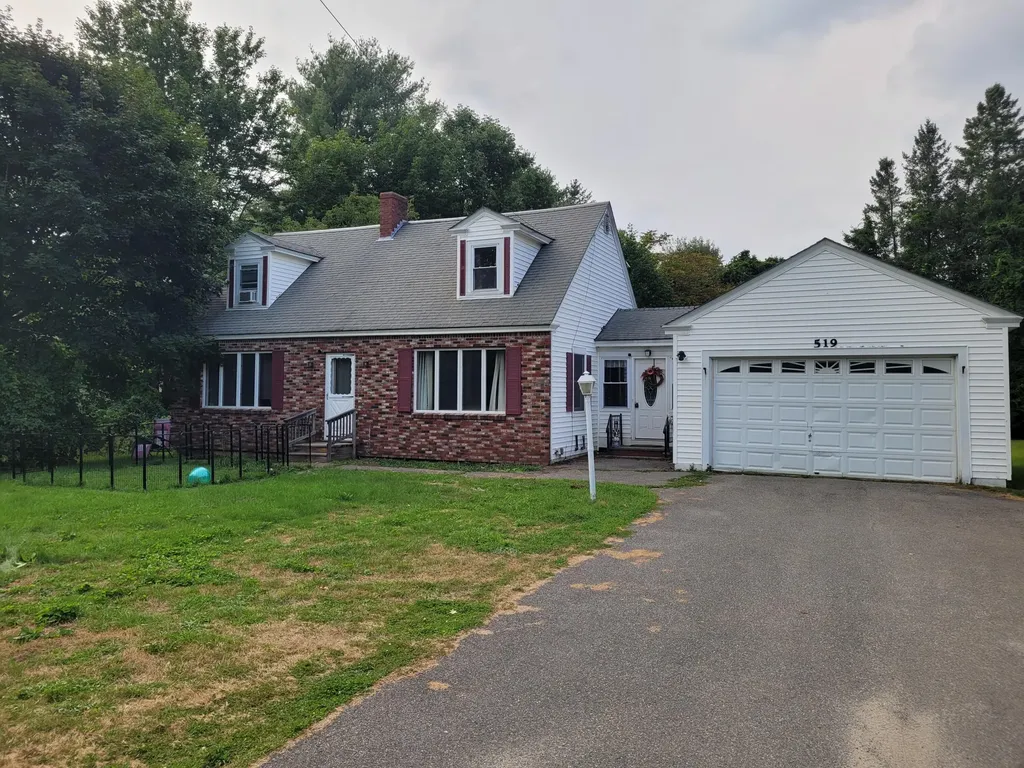 519 Augusta Road Winslow ME 04901