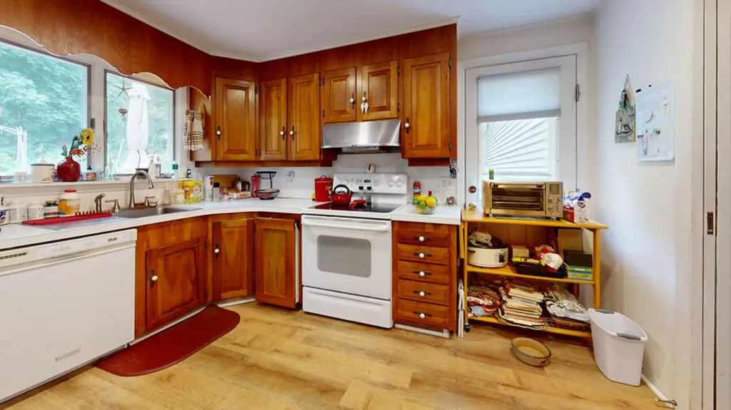 15 Katahdin Avenue Rockland ME 04841