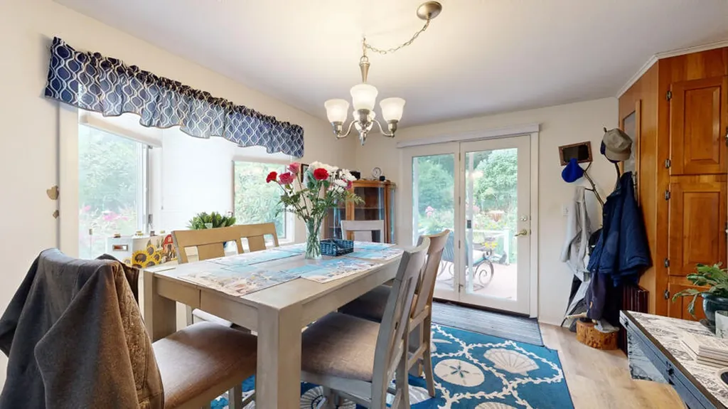 15 Katahdin Avenue Rockland ME 04841