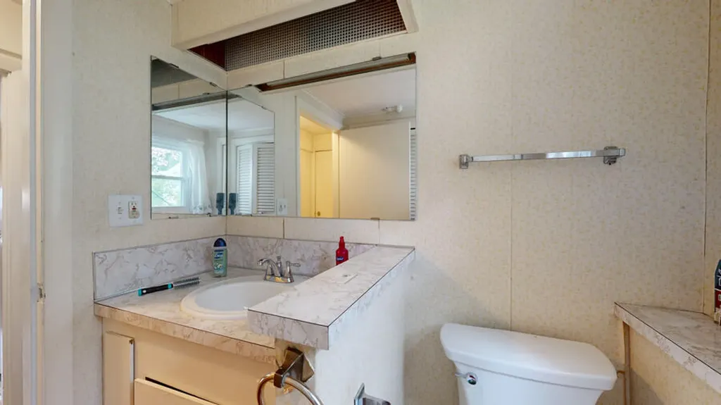 15 Katahdin Avenue Rockland ME 04841