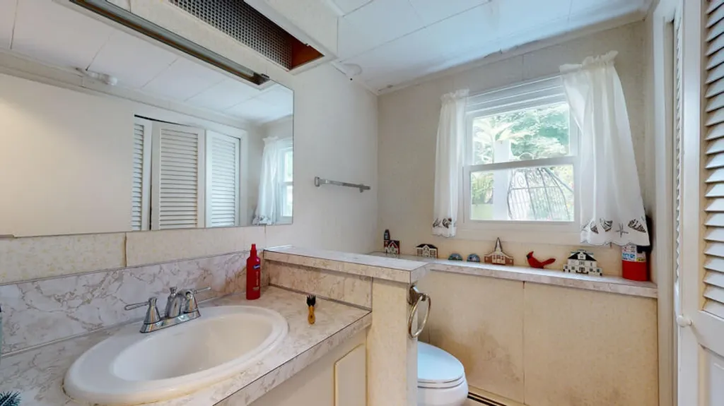 15 Katahdin Avenue Rockland ME 04841