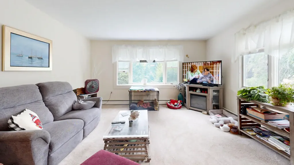 15 Katahdin Avenue Rockland ME 04841