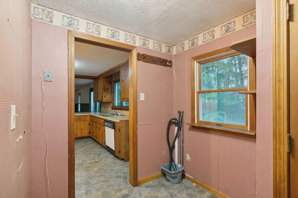 240 River Road Arundel ME 04046