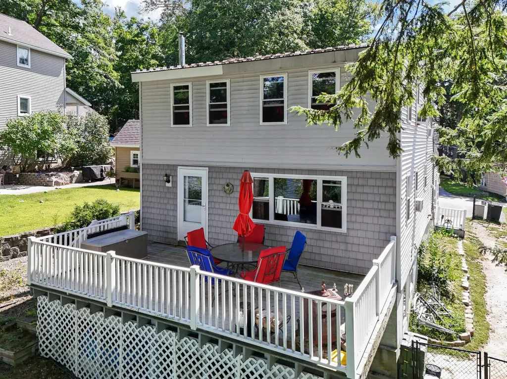 4 Nancy Lane Sabattus ME 04280
