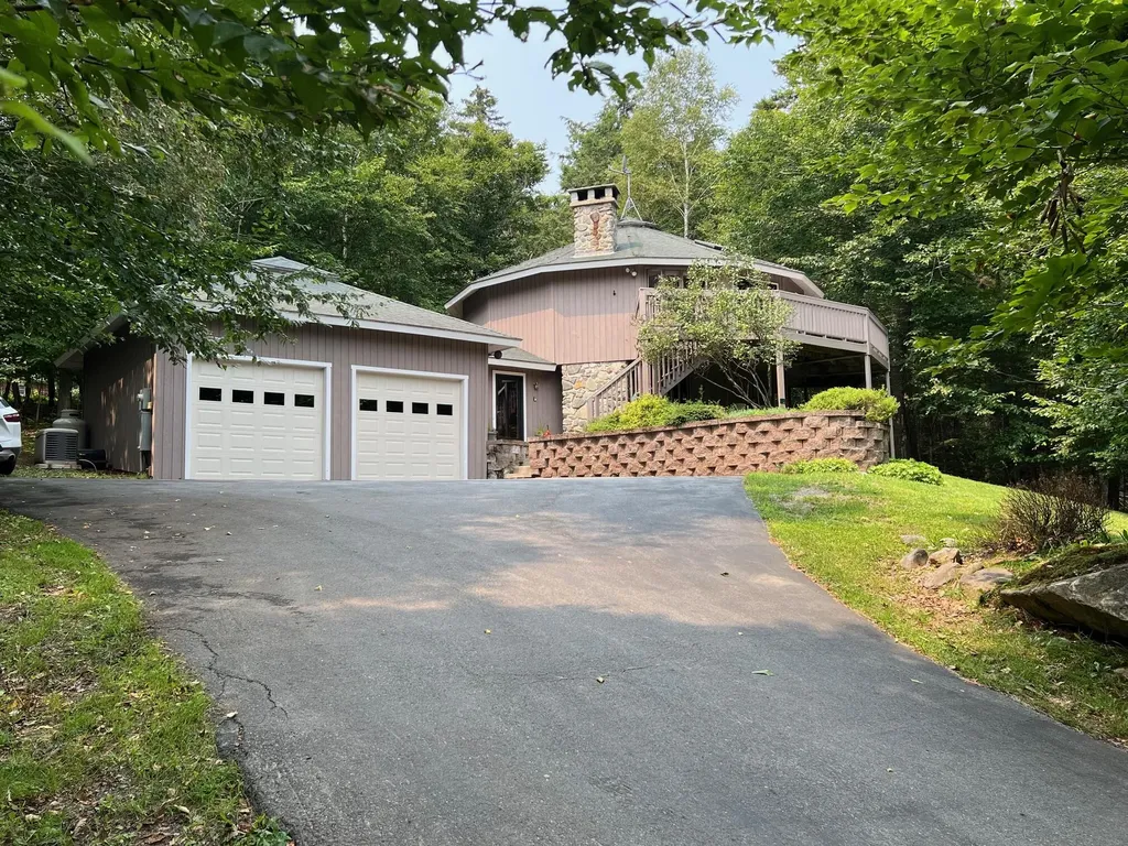 48 N Ridge Road Beaver Cove ME 04441