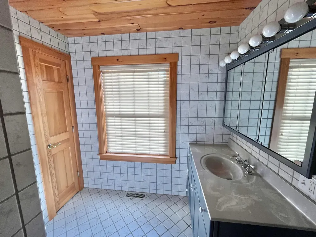 14 Winchester Drive Cutler ME 04626