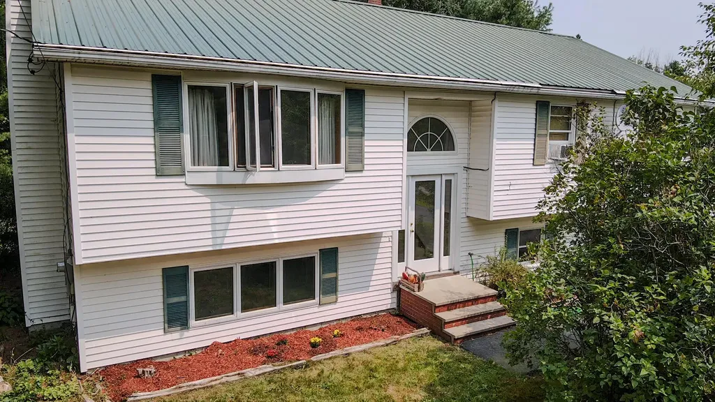 44 Main Trail Hampden ME 04444