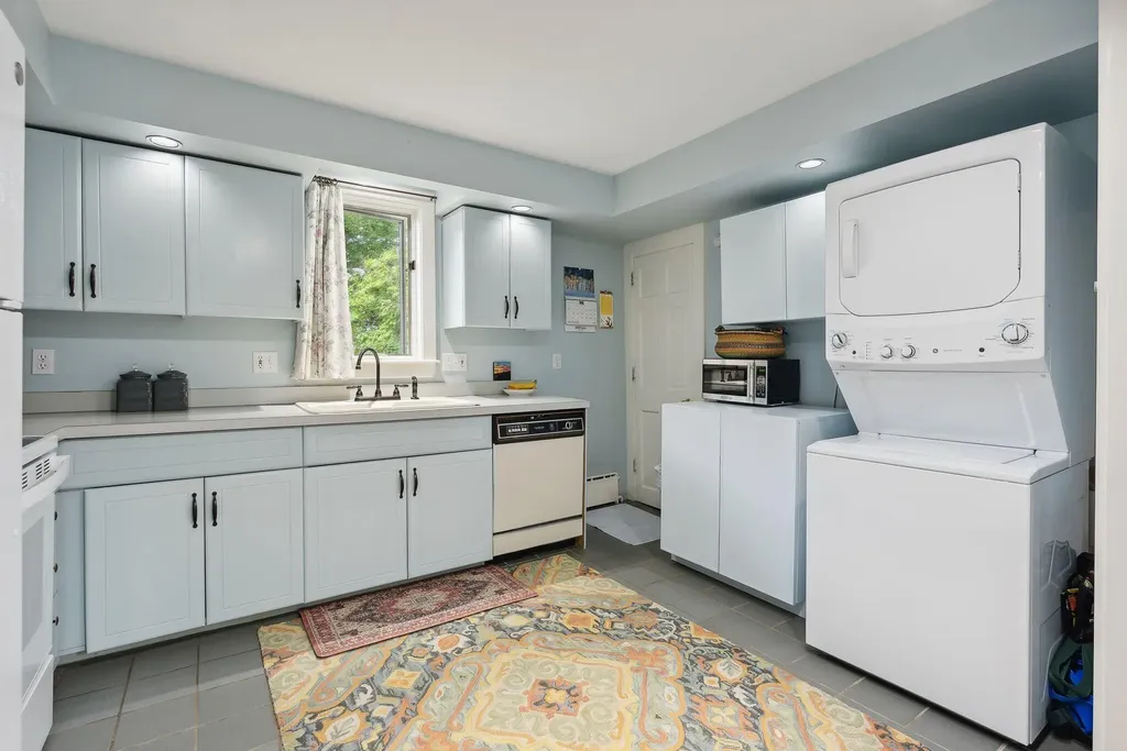 41 Turner Street Portland ME 04101