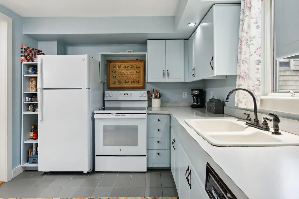 41 Turner Street Portland ME 04101