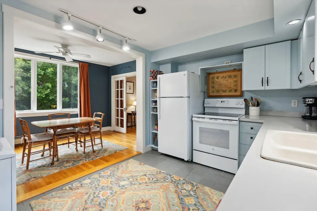 41 Turner Street Portland ME 04101