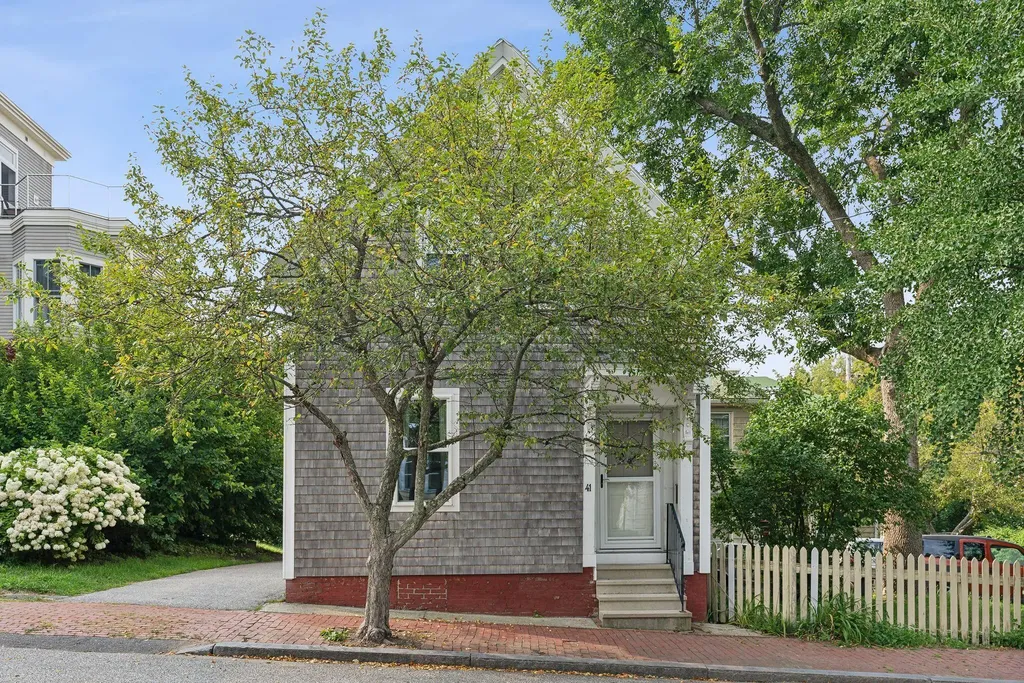 41 Turner Street Portland ME 04101