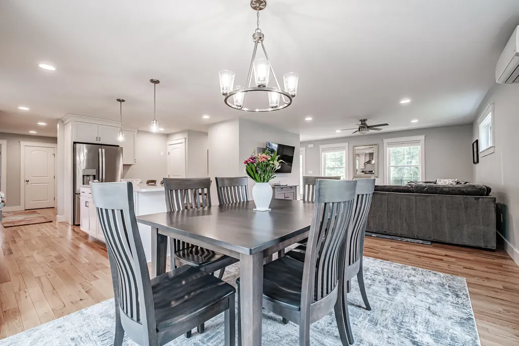 14 Wildlife Lane North Yarmouth ME 04097