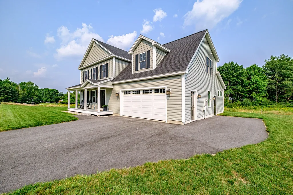 14 Wildlife Lane North Yarmouth ME 04097
