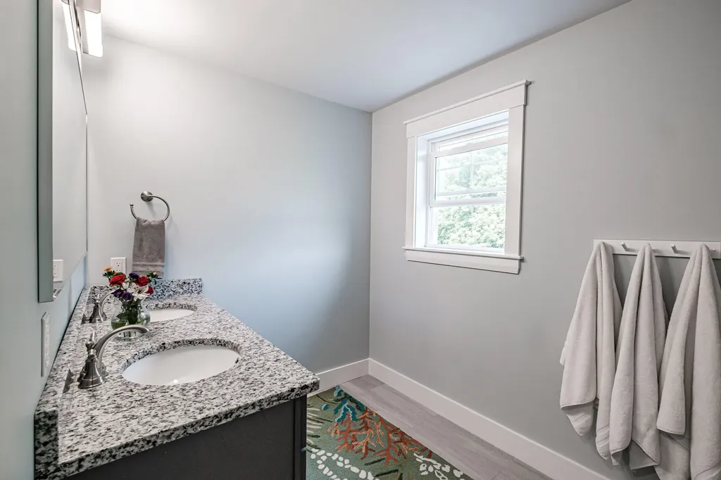 14 Wildlife Lane North Yarmouth ME 04097