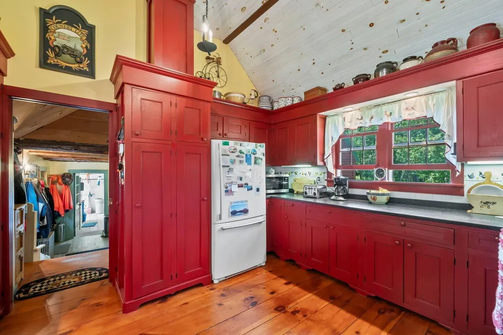 54 Pork Street Lebanon ME 04027