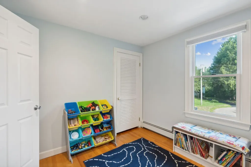9 Penwood Circle Cape Elizabeth ME 04107