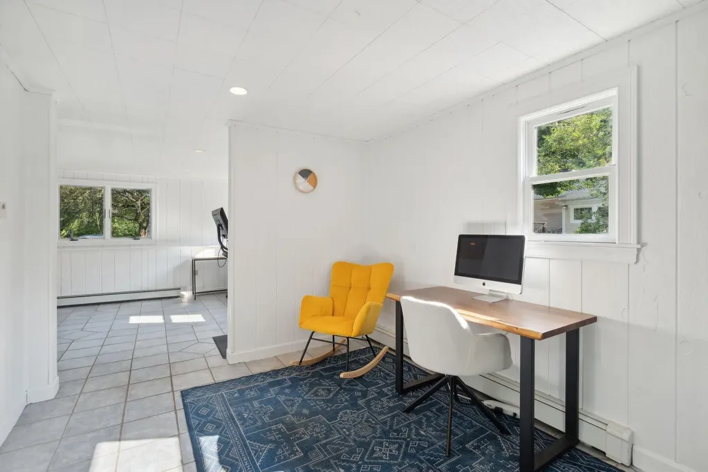 9 Penwood Circle Cape Elizabeth ME 04107