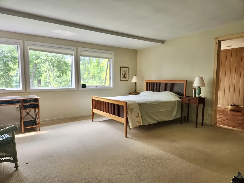 12 University Place Orono ME 04473
