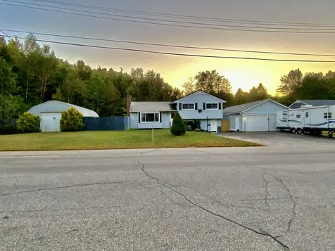 601 Somerset Street Rumford ME 04276