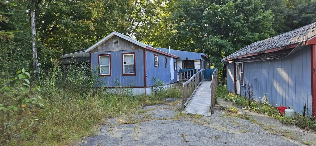 60 Orchard Street Mexico ME 04257
