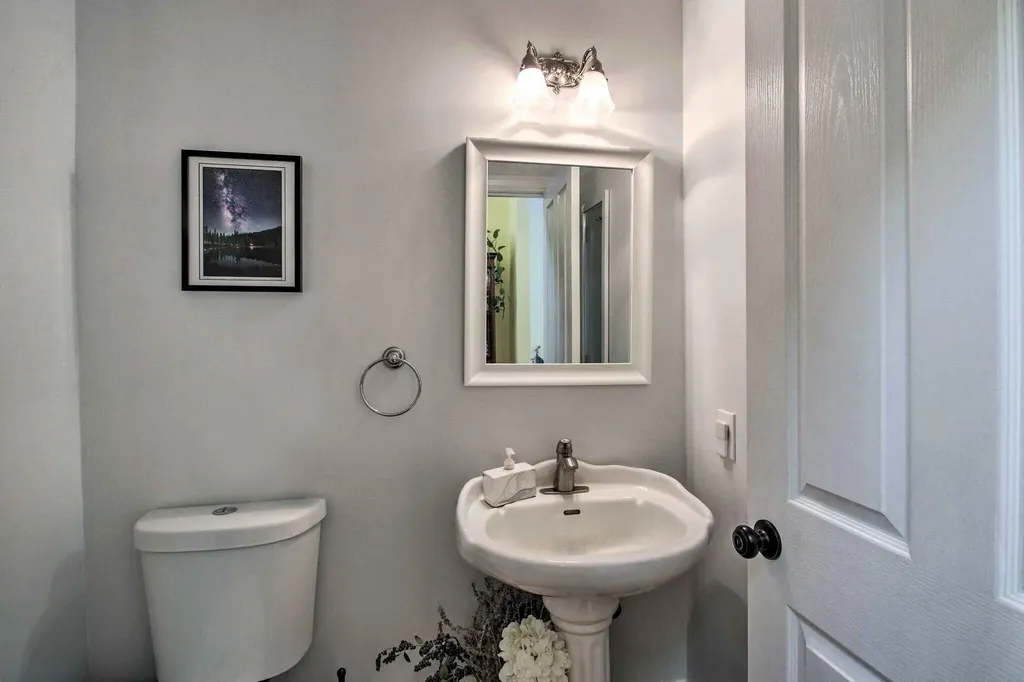 649 Walnut Hill Road North Yarmouth ME 04097