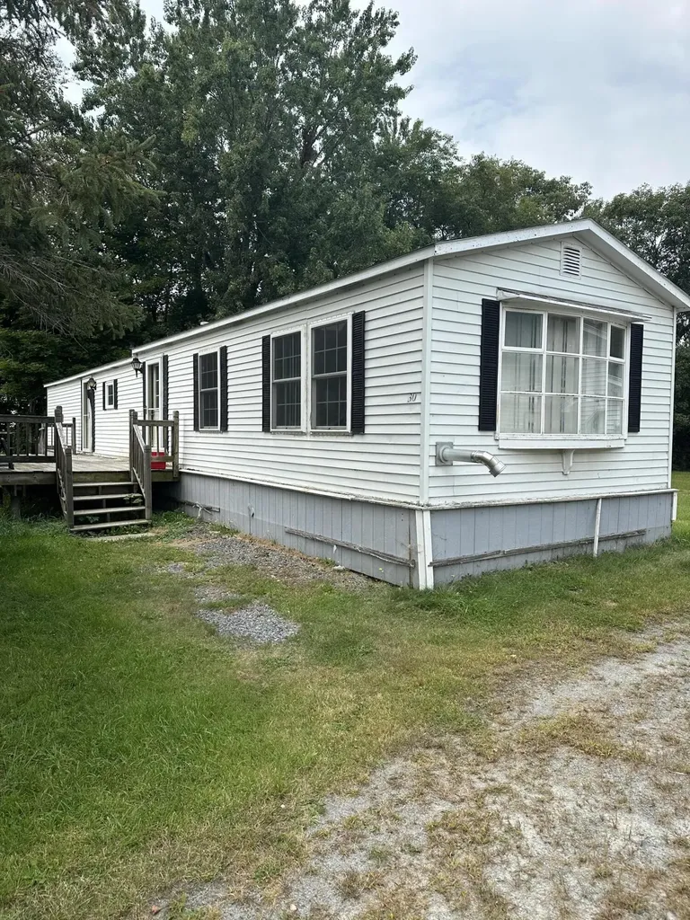 30 Cram Street Bradley ME 04411