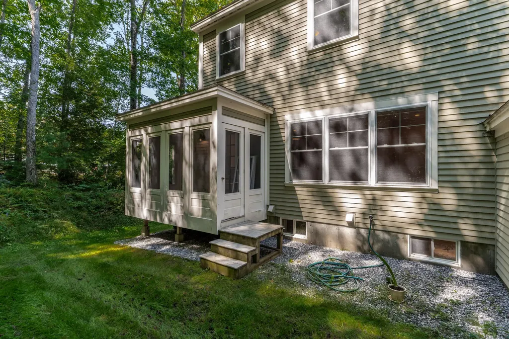 30 Harvest Ridge Road Freeport ME 04032