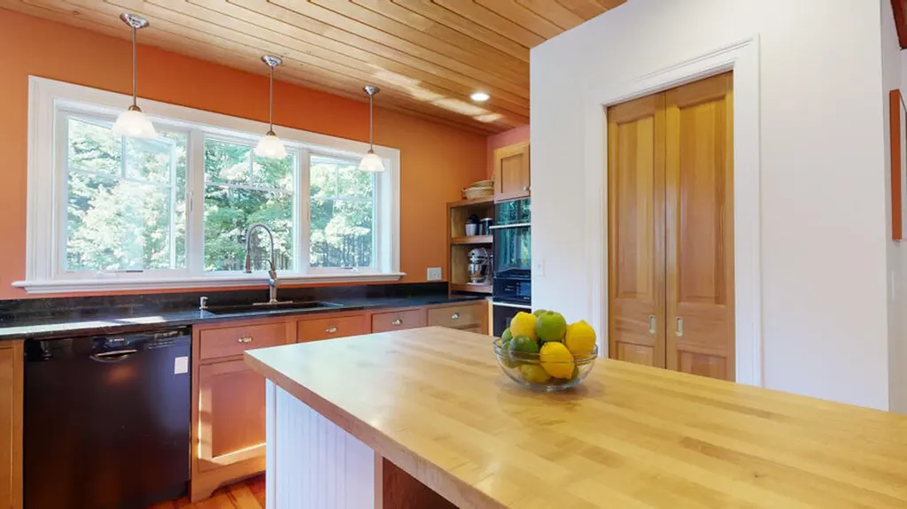 29 Boulder Hill Road Saint George ME 04860
