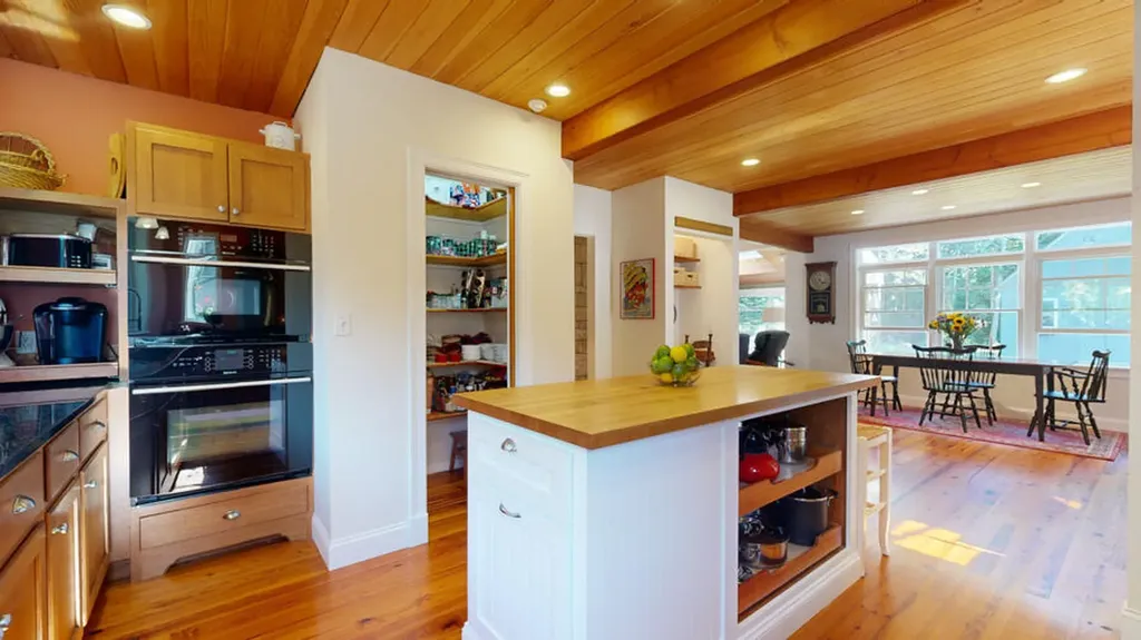 29 Boulder Hill Road Saint George ME 04860