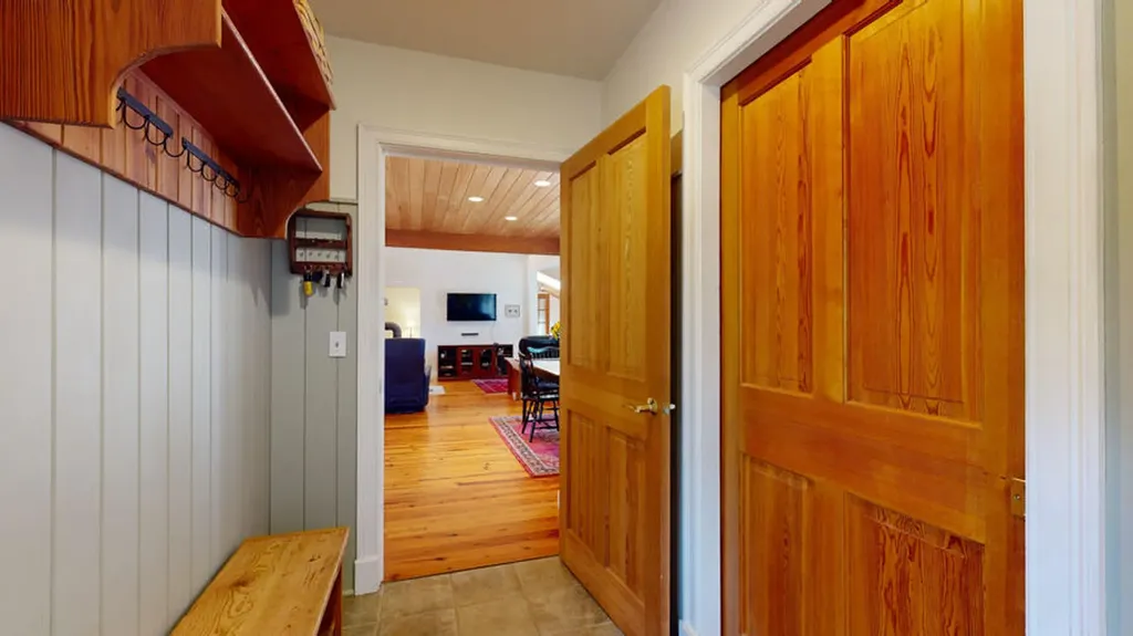 29 Boulder Hill Road Saint George ME 04860