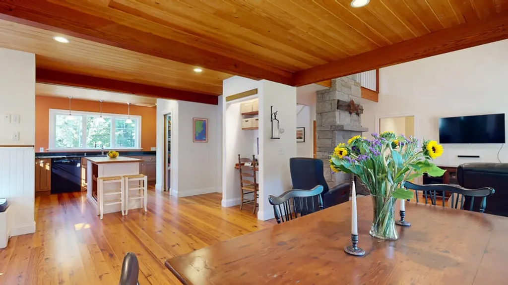 29 Boulder Hill Road Saint George ME 04860