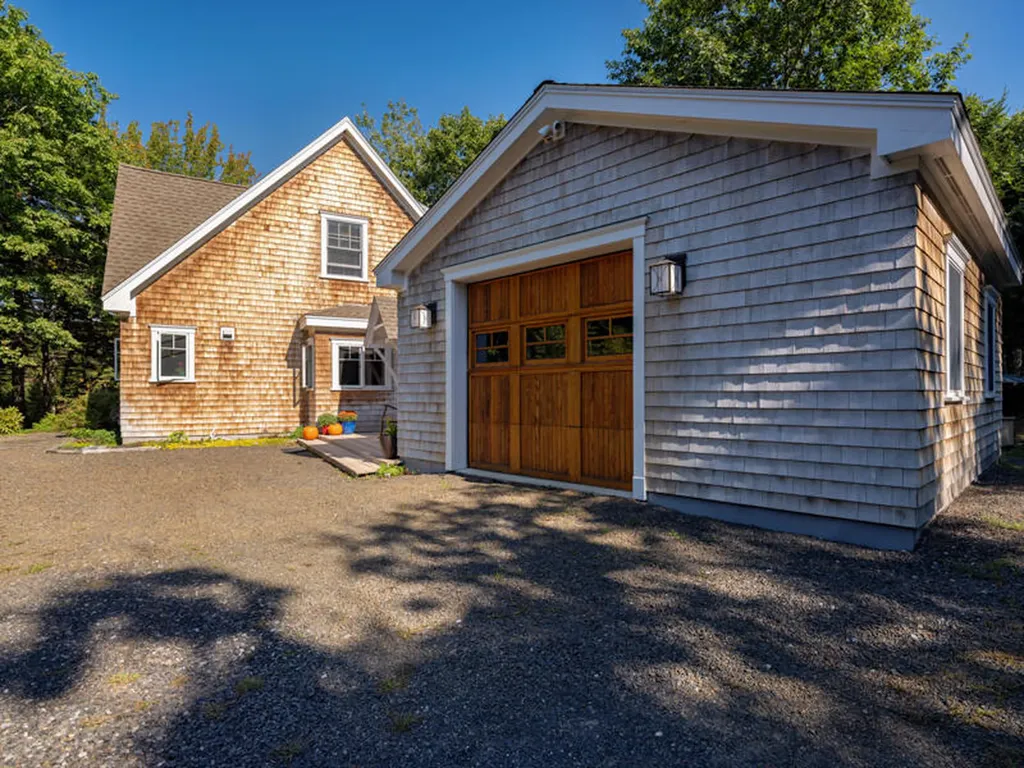 29 Boulder Hill Road Saint George ME 04860