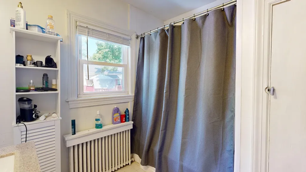 28 Newman Street Lewiston ME 04240