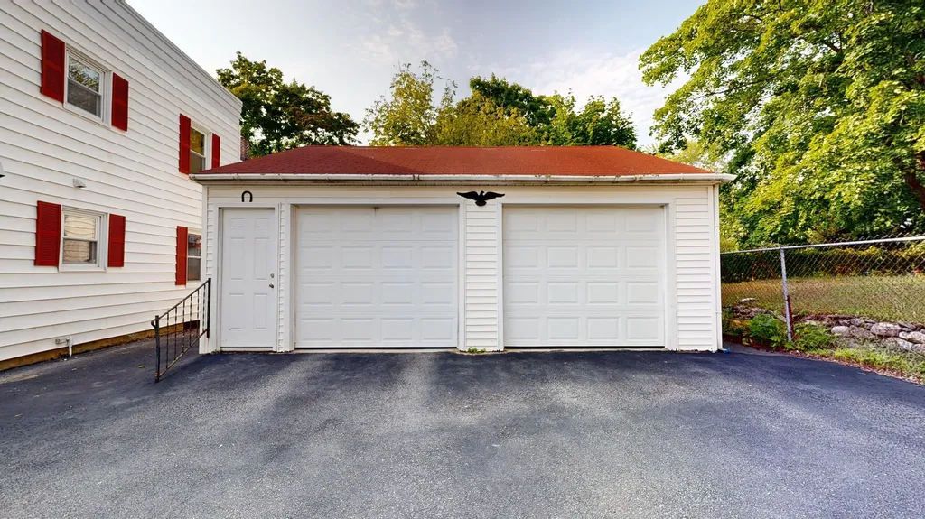 28 Newman Street Lewiston ME 04240