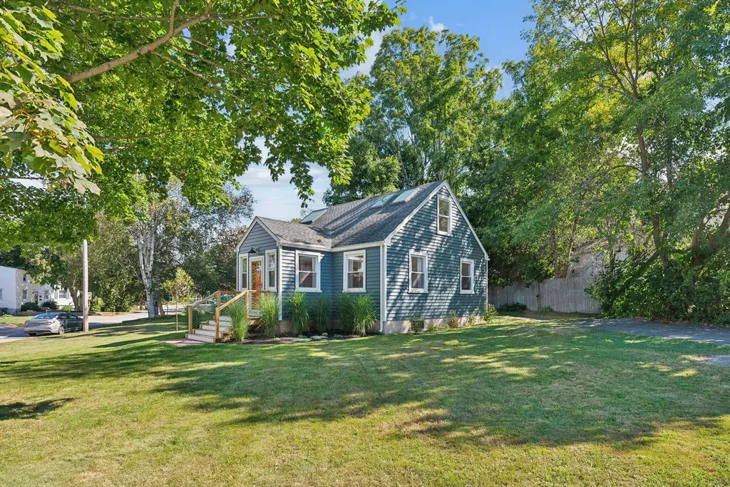 158 Mckinley Street South Portland ME 04106